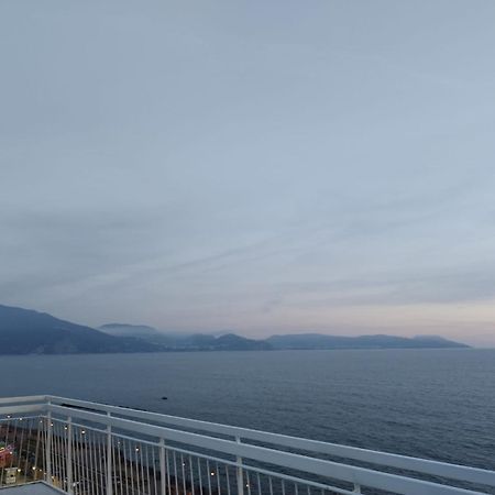 Thomas Sea View Apartman Torre del Greco Kültér fotó