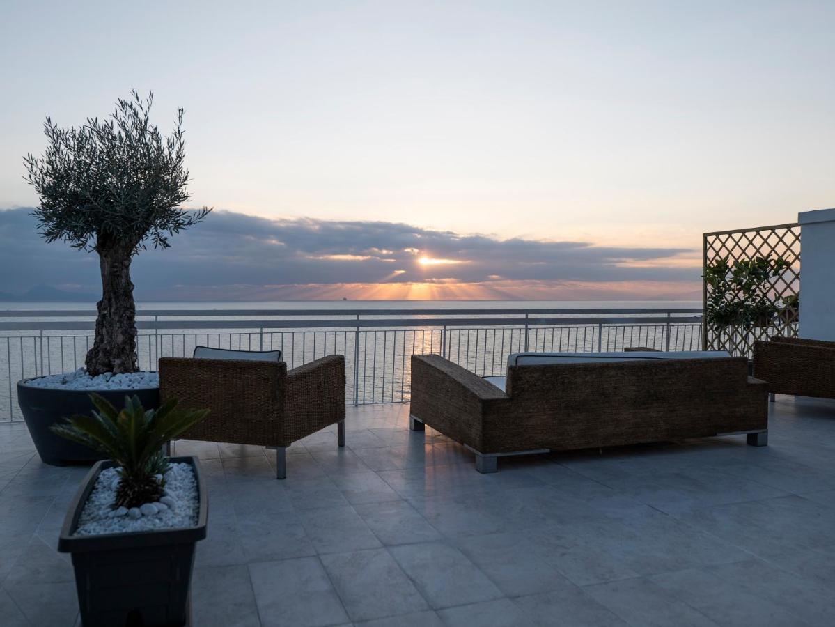 Thomas Sea View Apartman Torre del Greco Kültér fotó