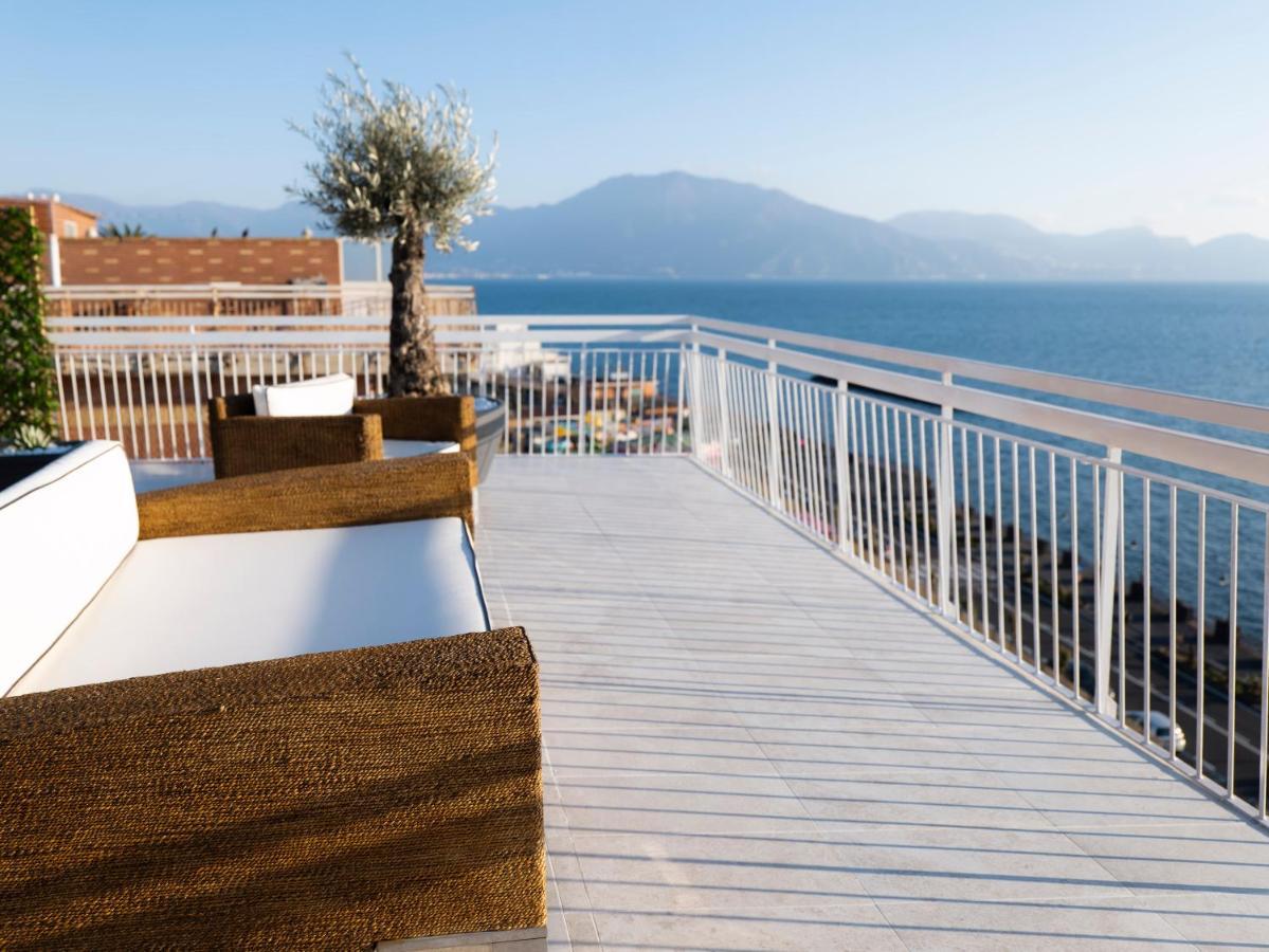 Thomas Sea View Apartman Torre del Greco Kültér fotó