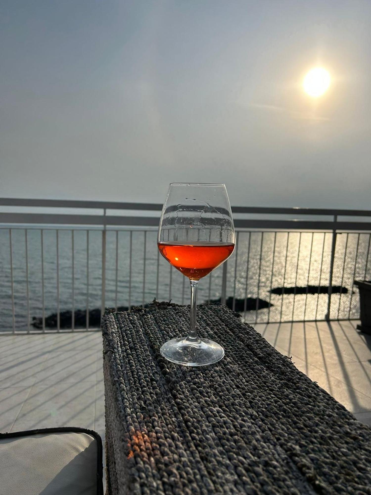 Thomas Sea View Apartman Torre del Greco Kültér fotó