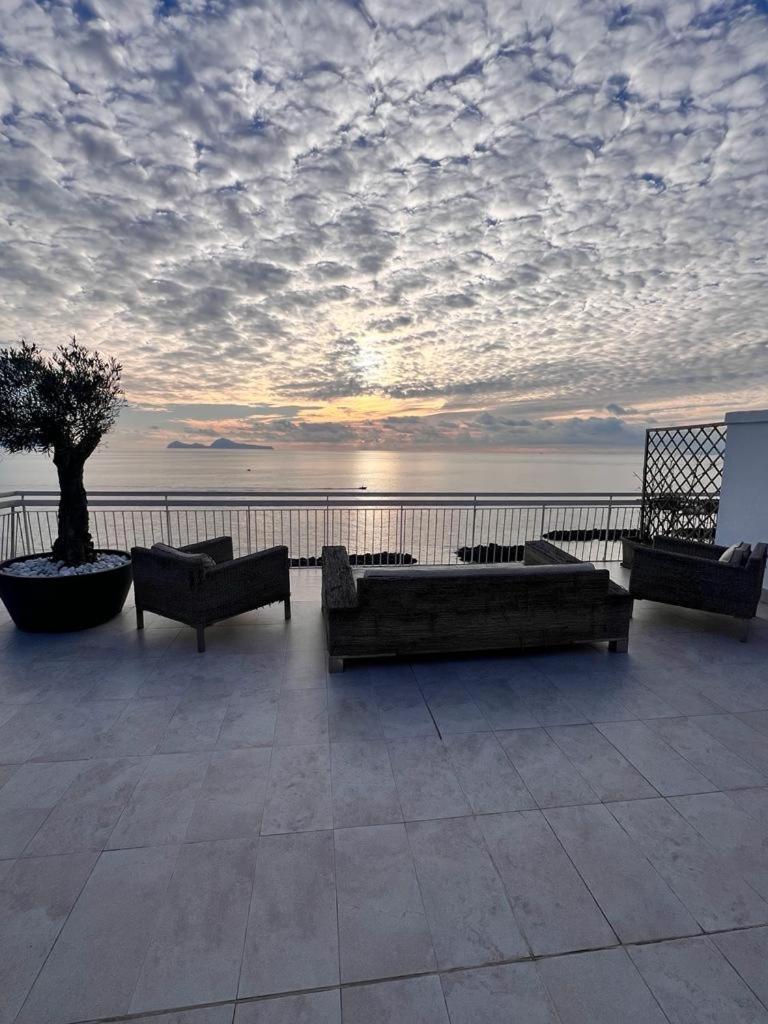 Thomas Sea View Apartman Torre del Greco Kültér fotó